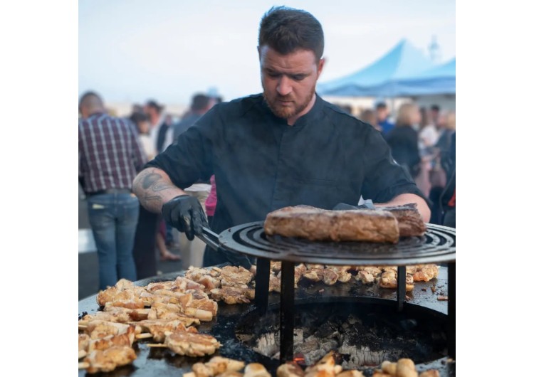 Professionnels et organisateurs d'évènements : boostez l’ambiance avec un brasero barbecue